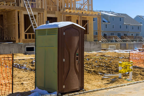 Porta potty delivery and setup in Vails Gate, NY